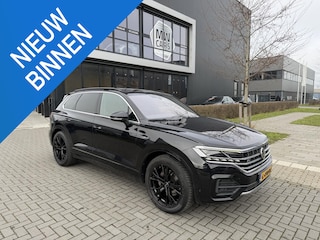 Volkswagen Touareg 3.0 TDI R-Line