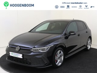 Volkswagen Golf 1.4 eHybrid GTE | Stoel- en stuurwielverwarming | Navigatie | Adaptieve cruise control | 3-zone airco | Sfeerverlichting | LED Plus verlichting | CarPlay |