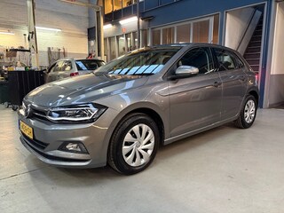 Volkswagen Polo 1.0 TSI 95pk Comfortline Business | Virtual cockpit | Apple carplay / Android auto | Navigatie | Camera | Pdc V+A | NAP | Rijklaar prijs!