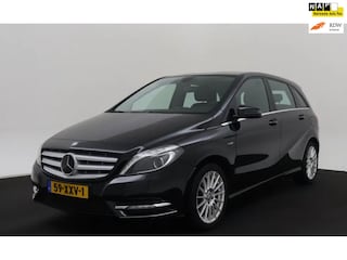Mercedes-Benz B-klasse 180 Org NL, NAP, Nieuwe APK, Trekhaak, Clima,Cruise,Airco, Weinig km,