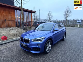 BMW X1 SDrive20i M- sport, panorama, trekhaak, HUD