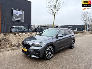 BMW X1 XDrive25e M-sport, incl. BTW, panorama, trekhaak, H&K