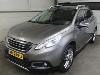 Peugeot 2008 1.2 - Navigatie - Perfect Dealer onderhoudden -