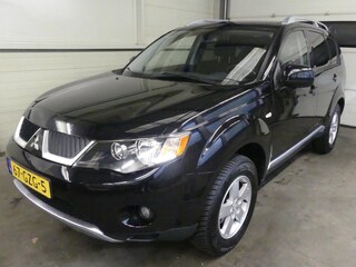 Mitsubishi Outlander 2.4 Inspire 2WD - Trekhaak - Airco - Cruise control