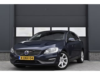 Volvo V60 2.0 D4 Momentum Navi - Cruise - Clima - Lmv