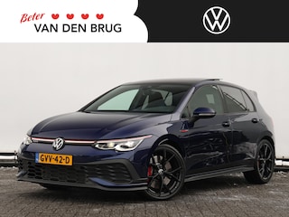 Volkswagen Golf 2.0 TSI GTI clubsport 300PK DSG | Panoramadak | Led Matrix | Stoel/stuurverwarming | 19"LMV Estoril | Digitaal dashboard