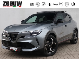 Alfa Romeo Junior 1.2 Turbo 136 PK Ibrida Speciale | Techno | Pano | 18"
