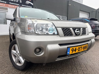 Nissan X-Trail 2.0 Columbia 2wd met trekhaak en achteruitrijcamera en cruise controle en airco