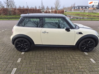 Mini Cooper 1.6 Chili