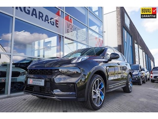 Lynk & Co 01 1.5 PHEV Hybride | 1800kg trekgewicht | Stoelverwarming