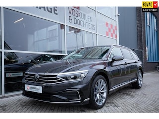 Volkswagen Passat Variant 1.4 TSI PHEV GTE Highline | Panoramadak |360 Camera