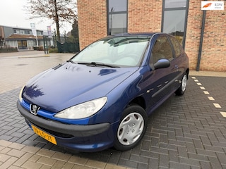 Peugeot 206 1.4 X-line