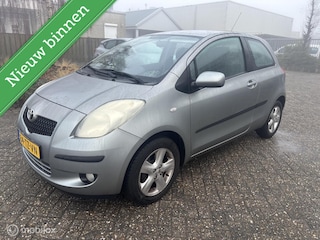 Toyota Yaris 1.3 VVTi Luna