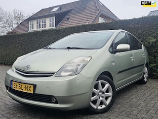 Toyota Prius 1.5 VVT-i Business Edition/met schade/zie foto's