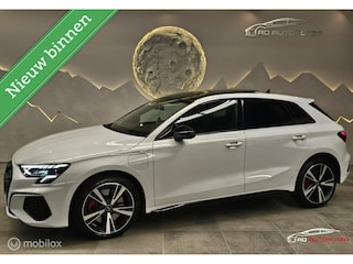 Audi A3 Sportback 45 TFSI e S edition Competition Panorama/Keyless/3x S-line