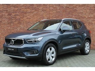 Volvo XC40 T2 AUT8 129PK Business Pro | Trekhaak | Verwarmbare Voorstoelen | Parkeercamera | Navigatie | BLIS Dodehoekdetectie | Adaptieve Cruise Control | Volvo on Call | Bluetooth Telefonie & Multimedia