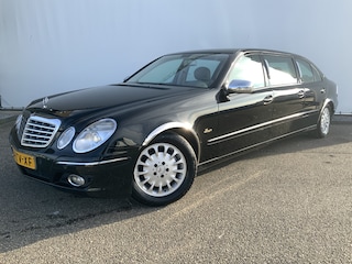 Mercedes-Benz E-klasse 200 KOMPRESSOR Limousine Automaat 8 persoons Airco Cruise Alu Velg Euro 4