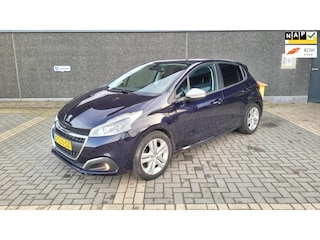 Peugeot 208 1.2 82 pk PureTech Signature