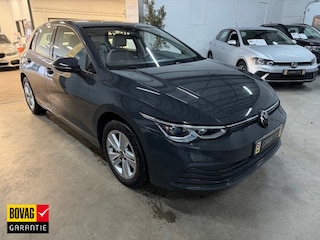 Volkswagen Golf 1.0 TSI Life Business