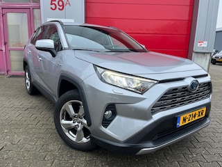 Toyota RAV4 2.5 Hybrid Dynamic Automaat / Stuur- en stoelverw. / Trekhaak 800kg / Camera / Navi via Apple - Android / 18"/ A klep