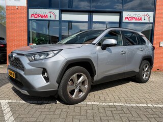 Toyota RAV4 2.5 Hybrid Dynamic Automaat / Stuur- en stoelverw. / Trekhaak 800kg / Camera / Navi via Apple - Android / 18"/ A klep