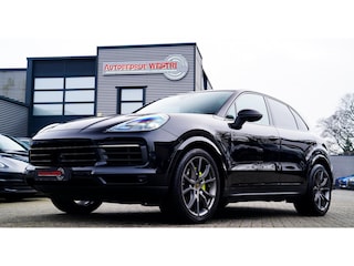 Porsche Cayenne 3.0 E-Hybrid | Sport Chrono | Panorama | Luxe Leder | Luchtvering | Bose Surround sound | Soft Close | Luchtvering