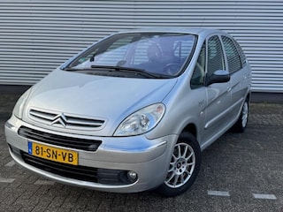 Citroën Xsara Picasso 1.6i-16V Caractère,airco,parkeersensoren,trekhaak,sportvelgen