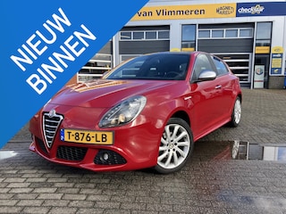 Alfa Romeo Giulietta 1.4 T Distinctive | Schuif kantel dak | Zwarte hemelbekleding |