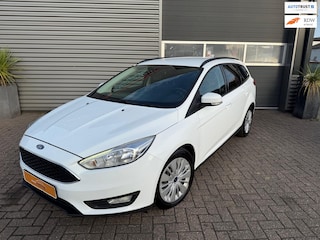 Ford Focus Wagon 1.0 Trend Navi / Cruise / PDC!!!