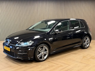 Volkswagen Golf 1.4 TSI Highline Business R-Line DEALERONDERHOUDEN STANDKACHEL PARKEERSENSOREN NAVI AIRCO STOELVERWARMING