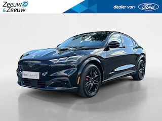 Ford Mustang Mach-E Extended Premium RWD 88 kWh | Uit Voorraad Leverbaar | Prijs Inclusief 1000 Euro Ford Voordeel | 600km WLTP Rijbereik | 19" Lichtmetalen Velgen | Elektrisch Bedienbare Achterklep met Sensor Besturing
