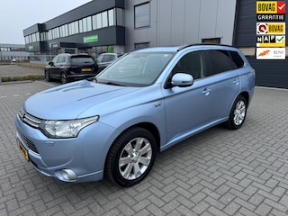 Mitsubishi Outlander 2.0 PHEV instyle