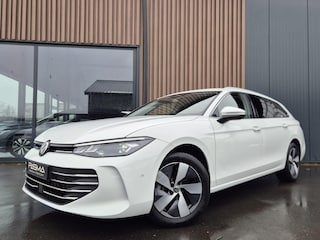 Volkswagen Passat Variant 1.5 eTSI Business | BTW | Virtual | Massage | Stuur-stoelverw. | Carplay