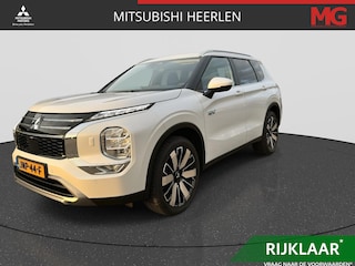 Mitsubishi Outlander 2.4 PHEV First Edition | Rijklaar | Demo | All Season Banden |