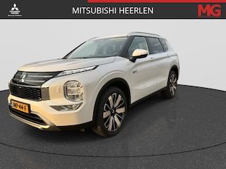 Mitsubishi Outlander 2.4 PHEV First Edition | Rijklaar | Demo | All Season Banden |