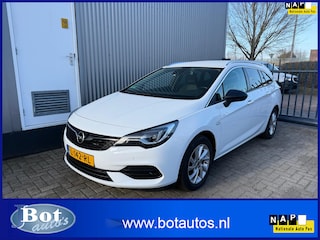 Opel Astra Sports Tourer 1.2 Business Elegance / 76.000 KM / 1E EIGENAAR / NAVIGATIE / CAMERA / TREKHAAK / CRUISE/ ECC / ZEER LUXE