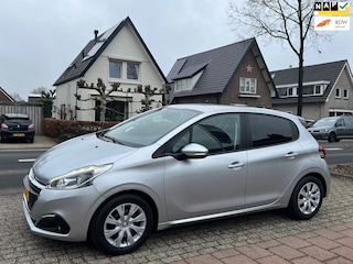 Peugeot 208 1.6 BlueHDi Exclusive 73.000 km NL-AUTO-NAP