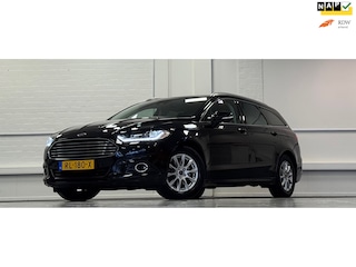 Ford Mondeo Wagon 1.5i Titanium Lease Edition 2e Eigenaar Navi Parkeerhulp Mooi!