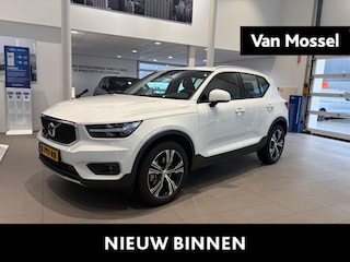 Volvo XC40 2.0 B4 Business Pro | AUTOMAAT | TREKHAAK | VOORSTOELEN VERWARMBAAR | CAMERA | NAVI | CARPLAY