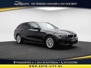 BMW 3-serie touring 330e Advantage Pano l Leder l Driver Assistance Pack l Stuur sto