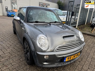 Mini Mini 1.6 Chili panorama, leder cruise, elec pakket WORKS PERFORMANCE PAKKET rijd goed, abs storing, apk t/m 4-2026