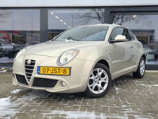 Alfa Romeo Mito 1.4 Distinctive + CRUISE + AIRCO + LM VELGEN + LEDER PAKKET