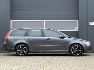 Volvo V50 1.6 D2 Kinetic -Navigatie-Trekhaak-Clima