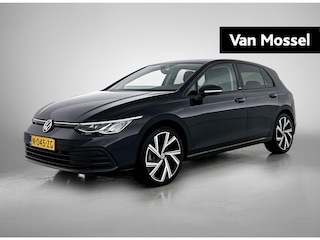 Volkswagen Golf 1.5 eTSI R-Line Business 150 PK | Automaat | Camera | Navigatie | Climate Control | Cruise Control Adaptief | Stoelverwarming |