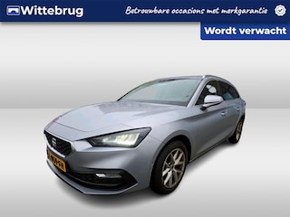 Seat Leon Sportstourer 1.5 TSI Style Launch Edition / TREKHAAK/ DIGITAL DASH/ NAVI/ PARK. SENSOREN V&A/ CAMERA/ 16"LMV