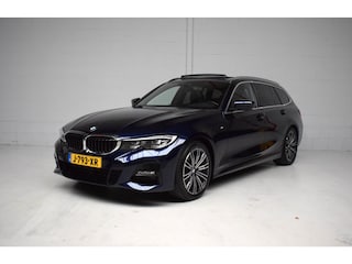 BMW 3-serie Touring 318i M Sport ORG.NED / PANORAMADAK / DIGITALE TELLERS / LEER / NAP / DEALER-ONDERHOUDEN