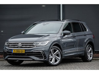 Volkswagen Tiguan 1.4Tsi e-Hybrid 245Pk Aut. | Plug-In Hybride | R-Line | Panoramadak | Achteruitrijcamera | Trekhaak | 19''
