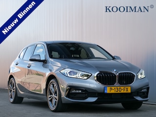 BMW 118i Business Edition 136pk Automaat Navi / DAB / Apple Carplay / Trekhaak