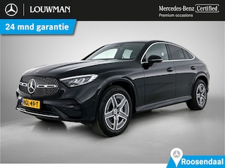 Mercedes-Benz GLC 300 e 4Matic AMG Plug-In Hybride | Trekhaak | Sfeerverlichting | Car Play | Parkeerpakket met Camera | Stuur en Stoelverwarming | Inclusief 24 maanden Mercedes-Benz Certified garantie voor Europa.