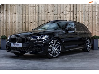 BMW 5-serie Touring 520d M-Sport *Pano*4-Wiel besturing*Head-Up*Trekhaak*